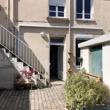 Atypique & Chaleureux, Cour Interieure, Parking Gratuit Daire Nantes